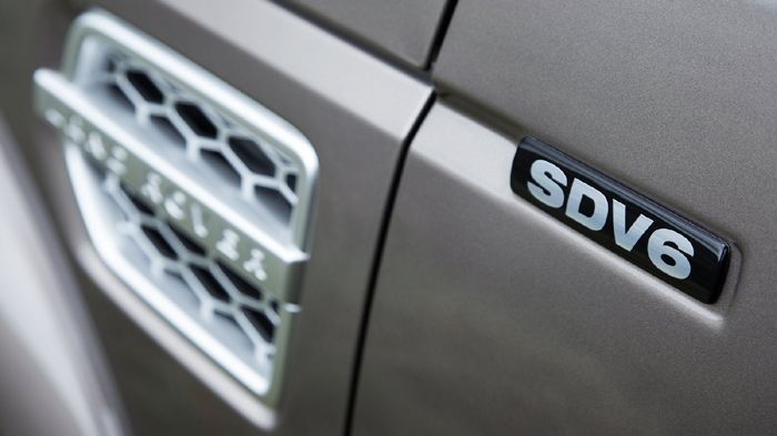 Η κορυφαία έκδοση SDV6 φέρει diesel μοτέρ 3,0 λτ. απόδοσης 256 ίππων.